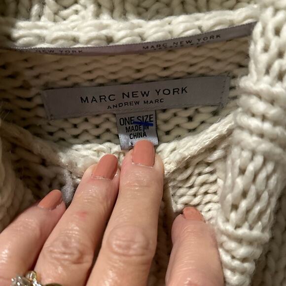 MARC NEW YORK Knitted Tassel Poncho Turtleneck OS - Picture 4 of 5